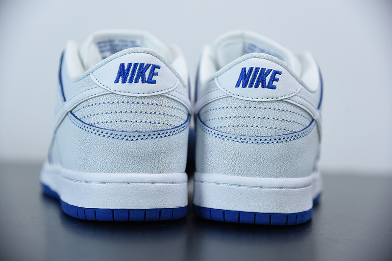 nike sb dunk low premium white game royal cj6884-100