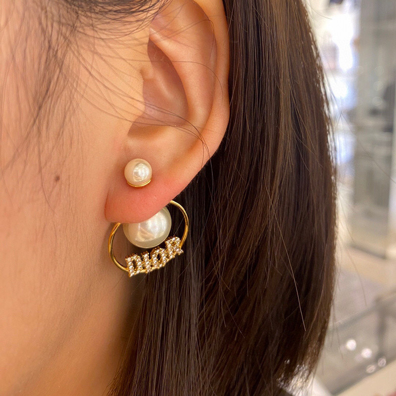 d10r earring