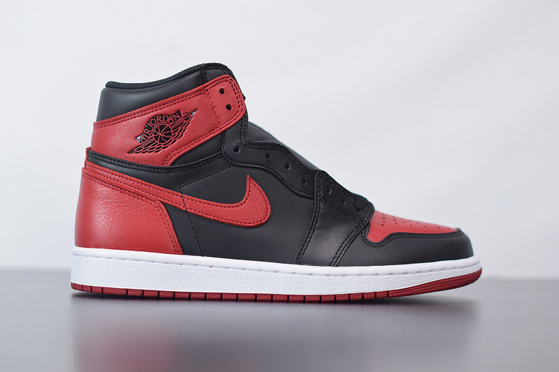 air jordan 1 retro high og "banned 2016 release" 555088-001