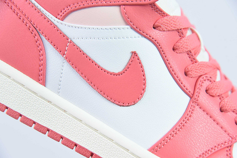 air jordan 1 mid "strawberries & cream" bq6472-186