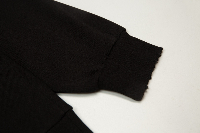 Ba*len*cia*ga clothes