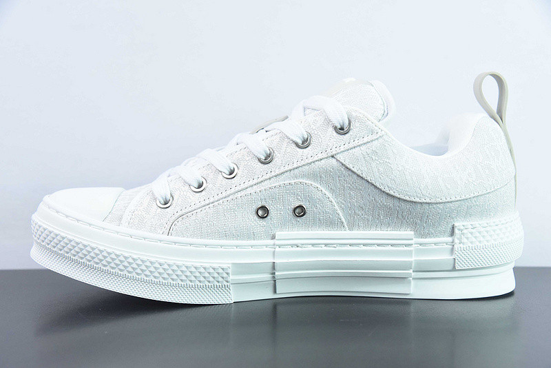 dio* x converse sneaker