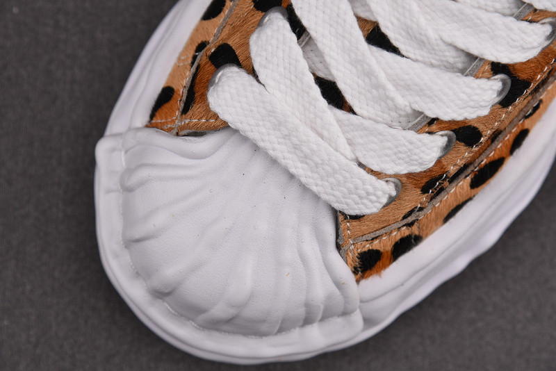 Ma*s*n mihara yasuhiro sneaker