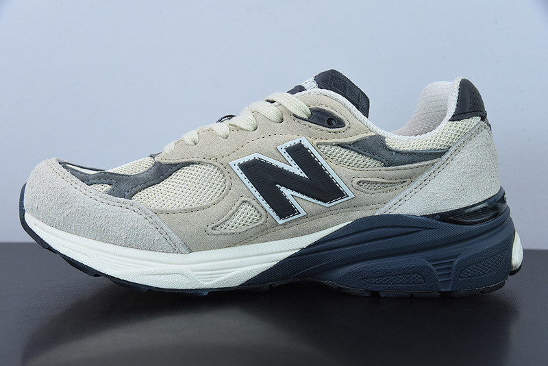 new balance sneaker