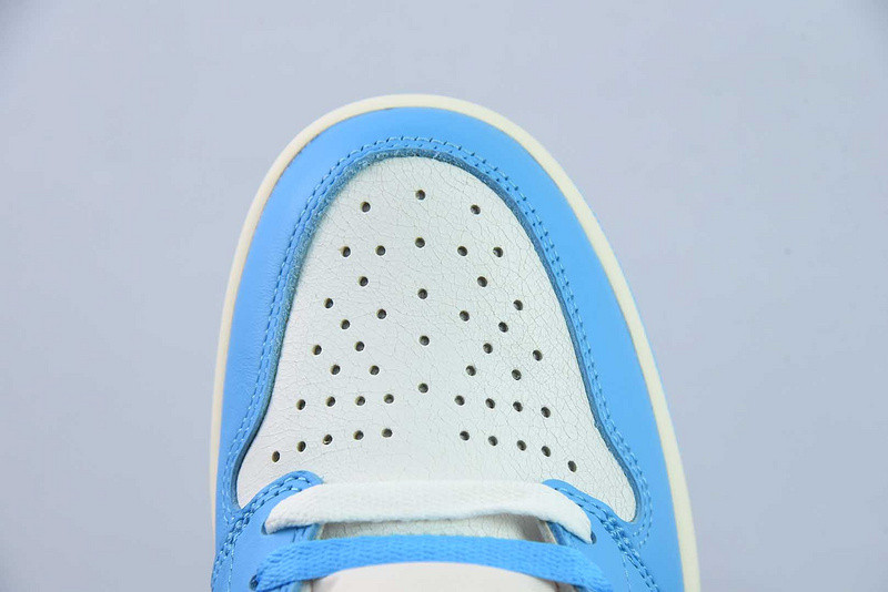 Air Jordan 1 High OG UNC Reimagined DZ5485-402