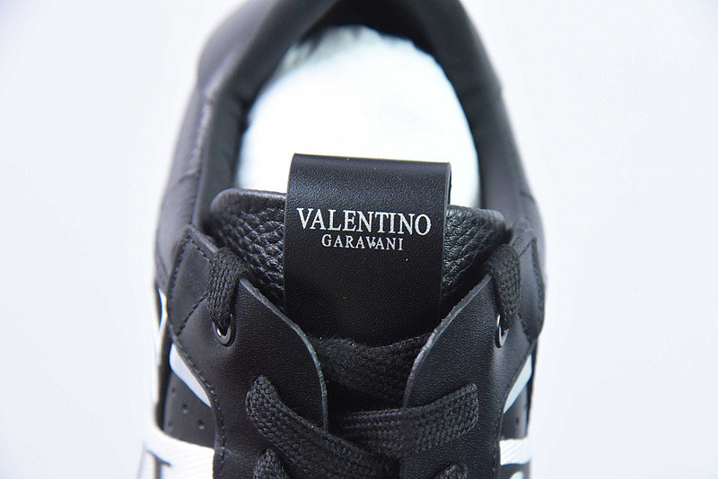 valentino sneaker