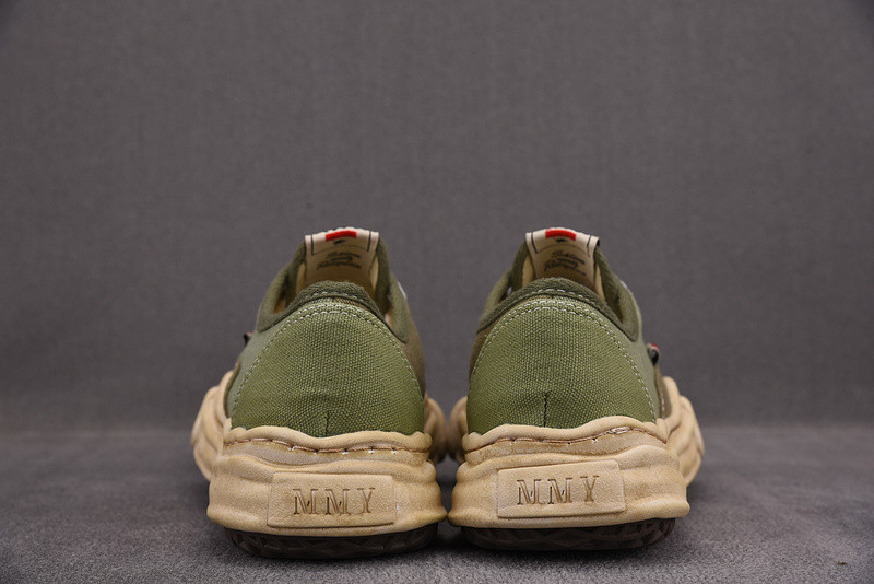 Ma*s*n mihara yasuhiro sneaker