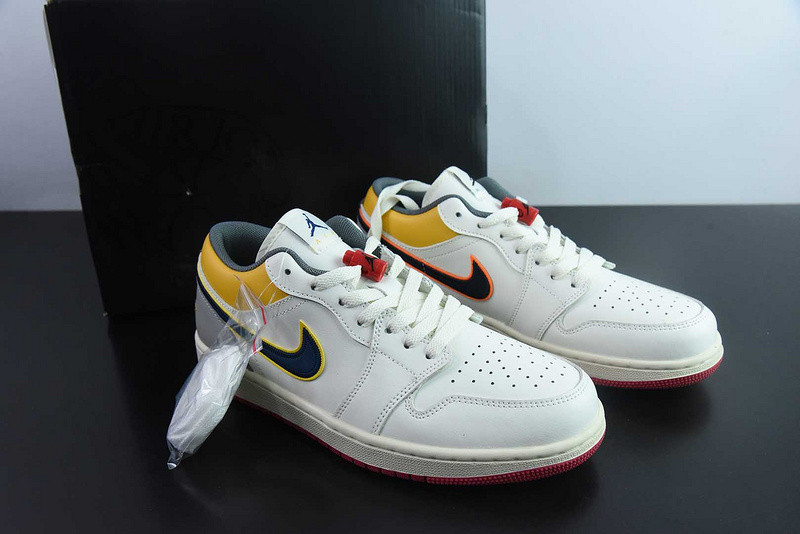 Air Jordan 1 Low Premium "Lace Toggle" HV4511-133